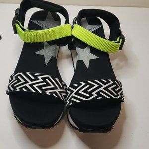 Dirty laundry grand pu womens size 7